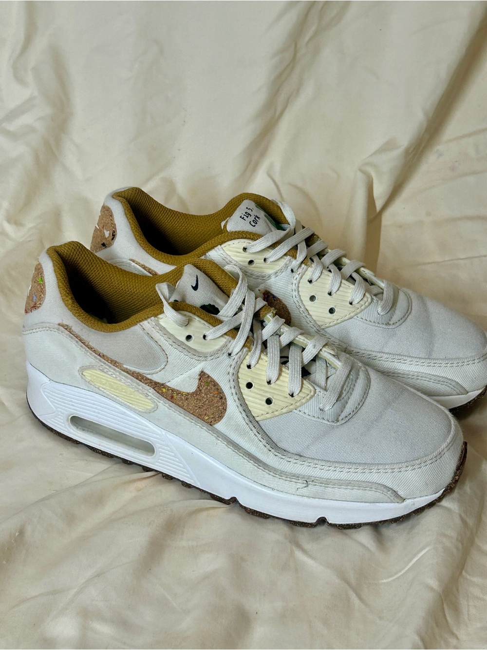 Nike Women’s Air Max 90 SE 'Cork size 8.5